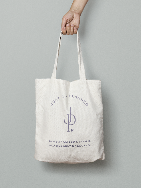 Custom brand for wedding planner on tote bag